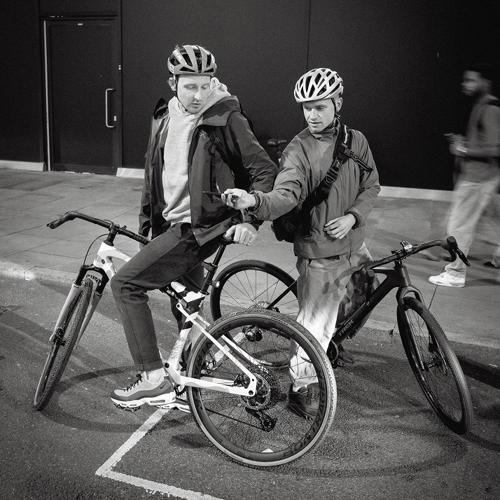 Contrast with Tao Geoghegan Hart and Ciarán Birch