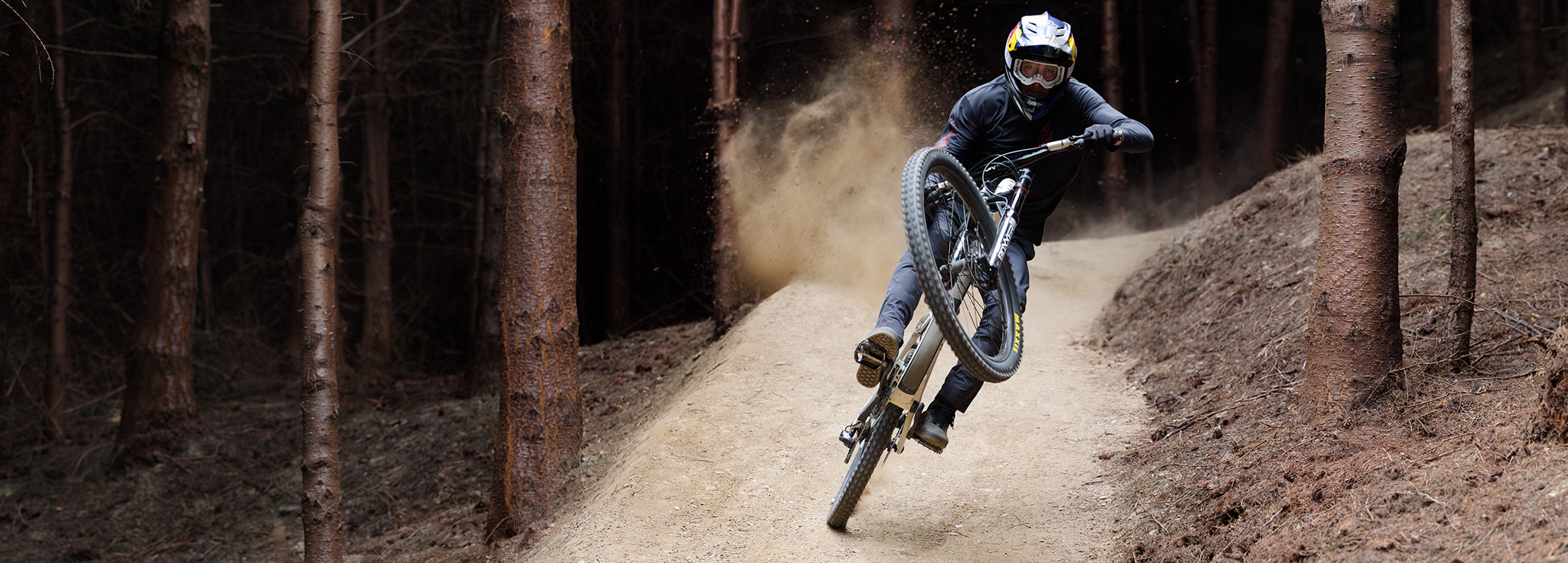Brendan Semenuk sends lofty tuck no hander