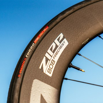 HOOKLESS TIRE COMPATIBILITY