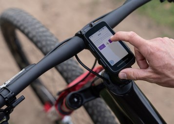 FLIGHT ATTENDANT + KAROO