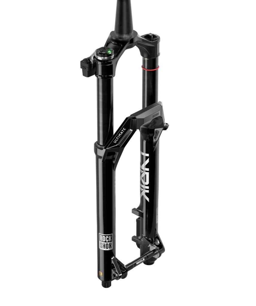 Lyrik Ultimate Flight Attendant