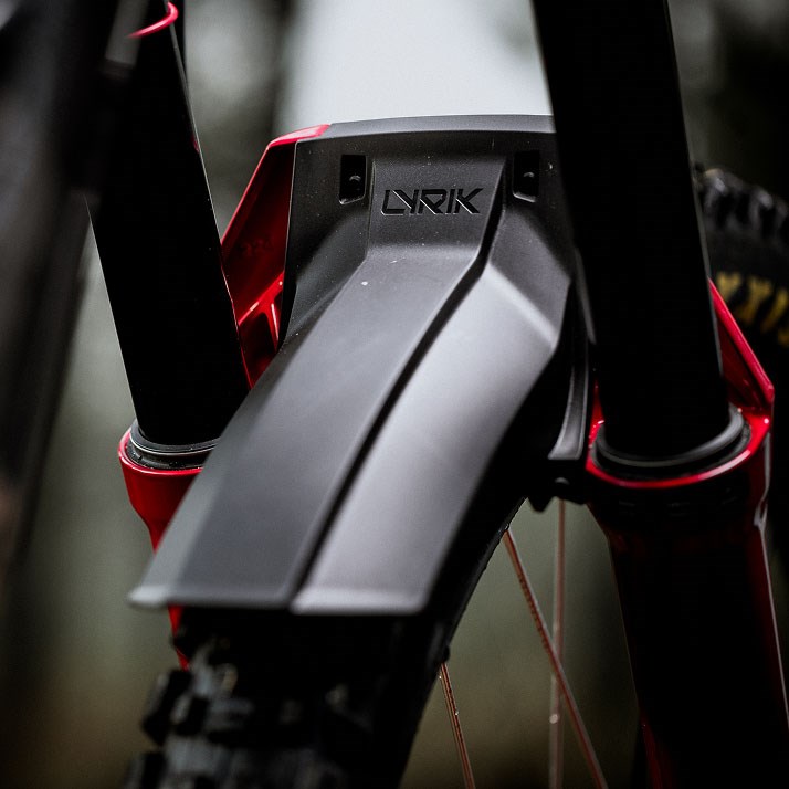 New RockShox Fender design for full integration