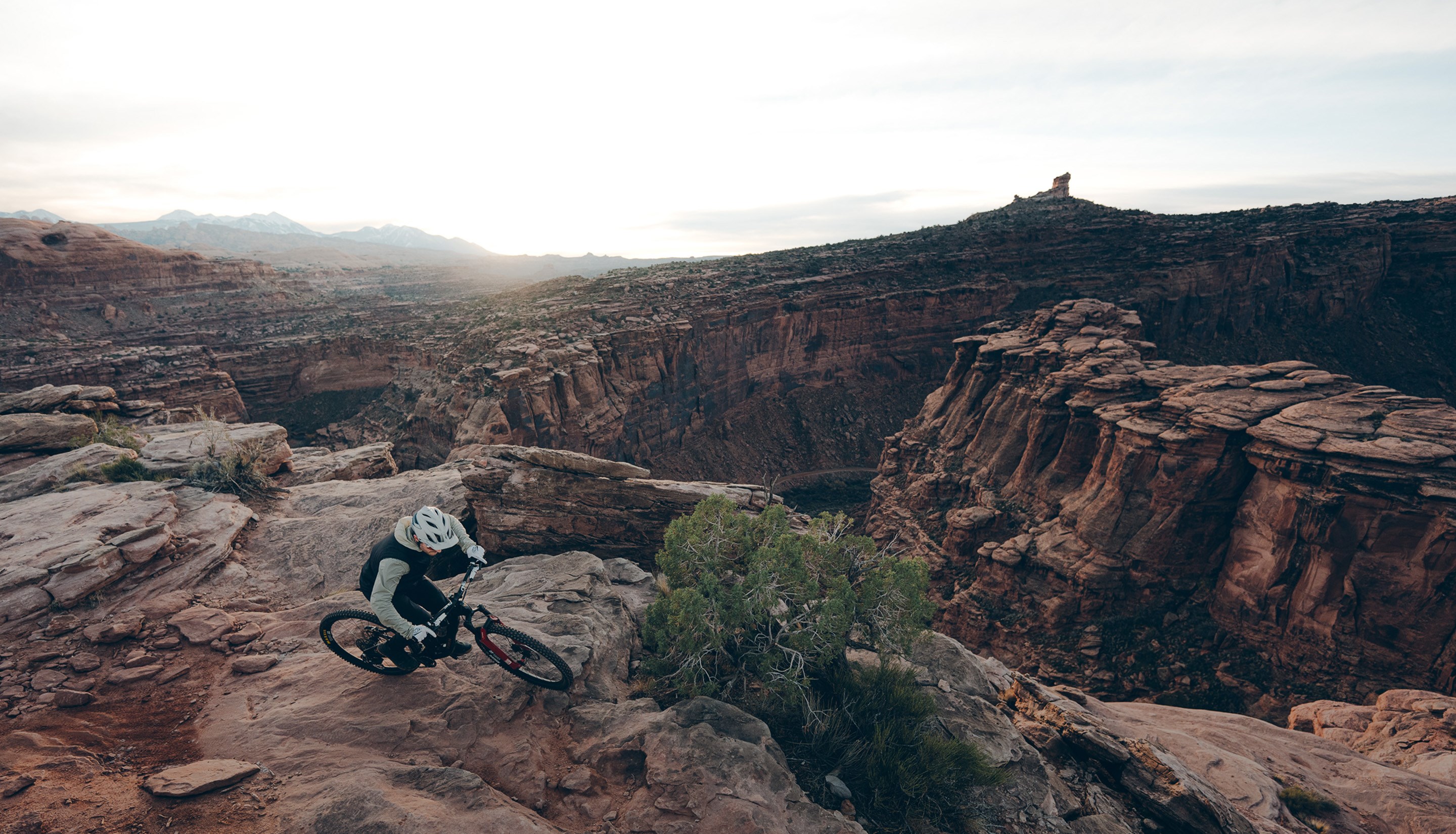 RockShox Super Deluxe for all day versatility