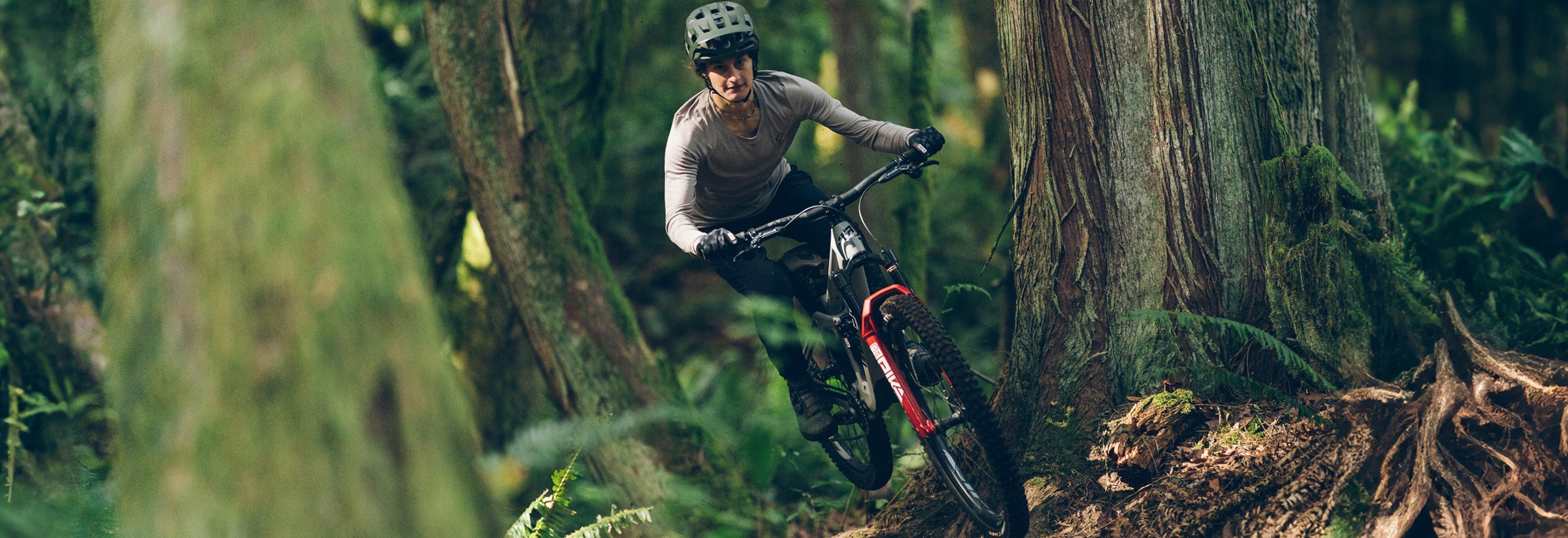 Image of MTB rider in desert landscape with sunflare