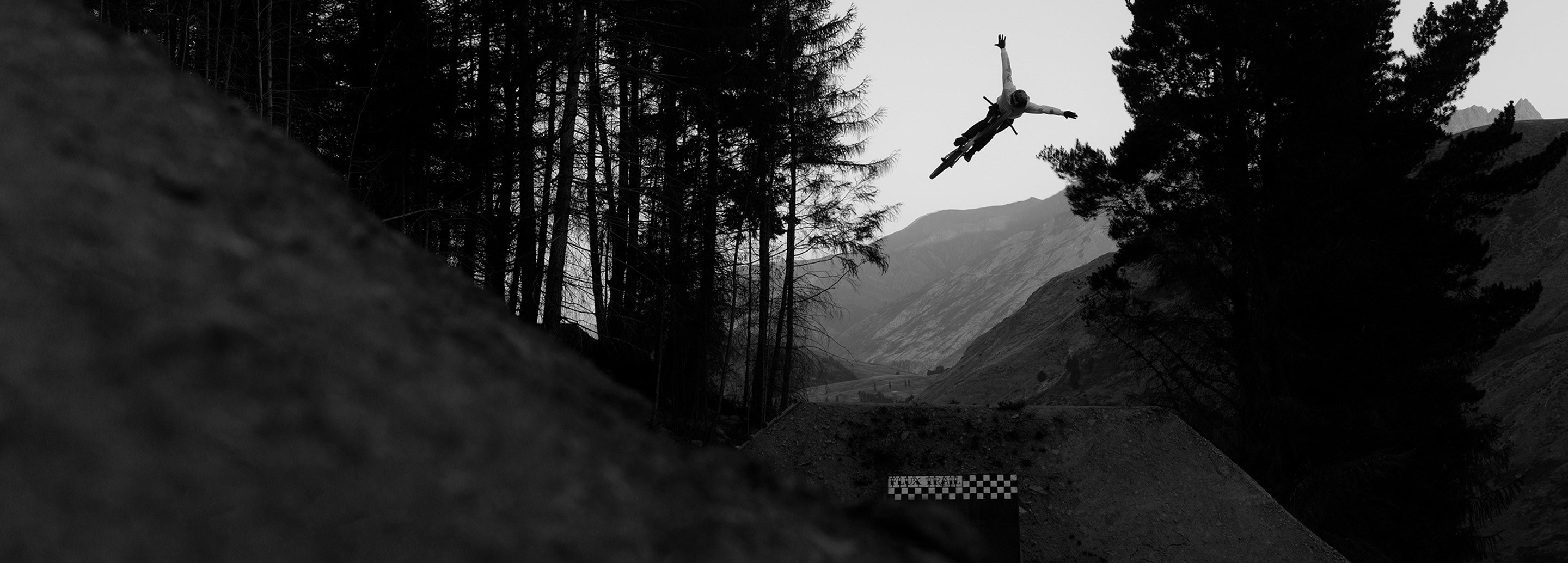 Brendan Semenuk sends lofty tuck no hander