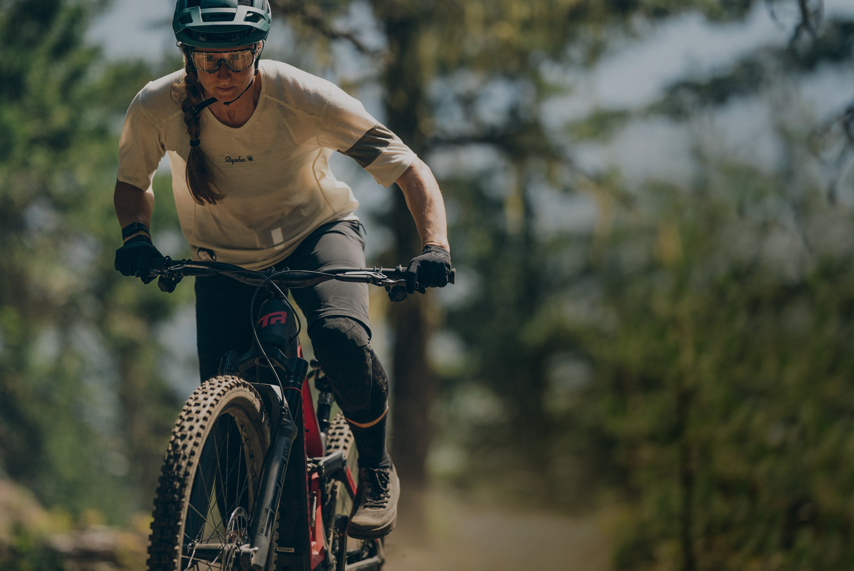 E-MTB in full sprint