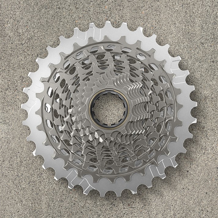 render of SRAM RED XG-1290, 10-33T cassette