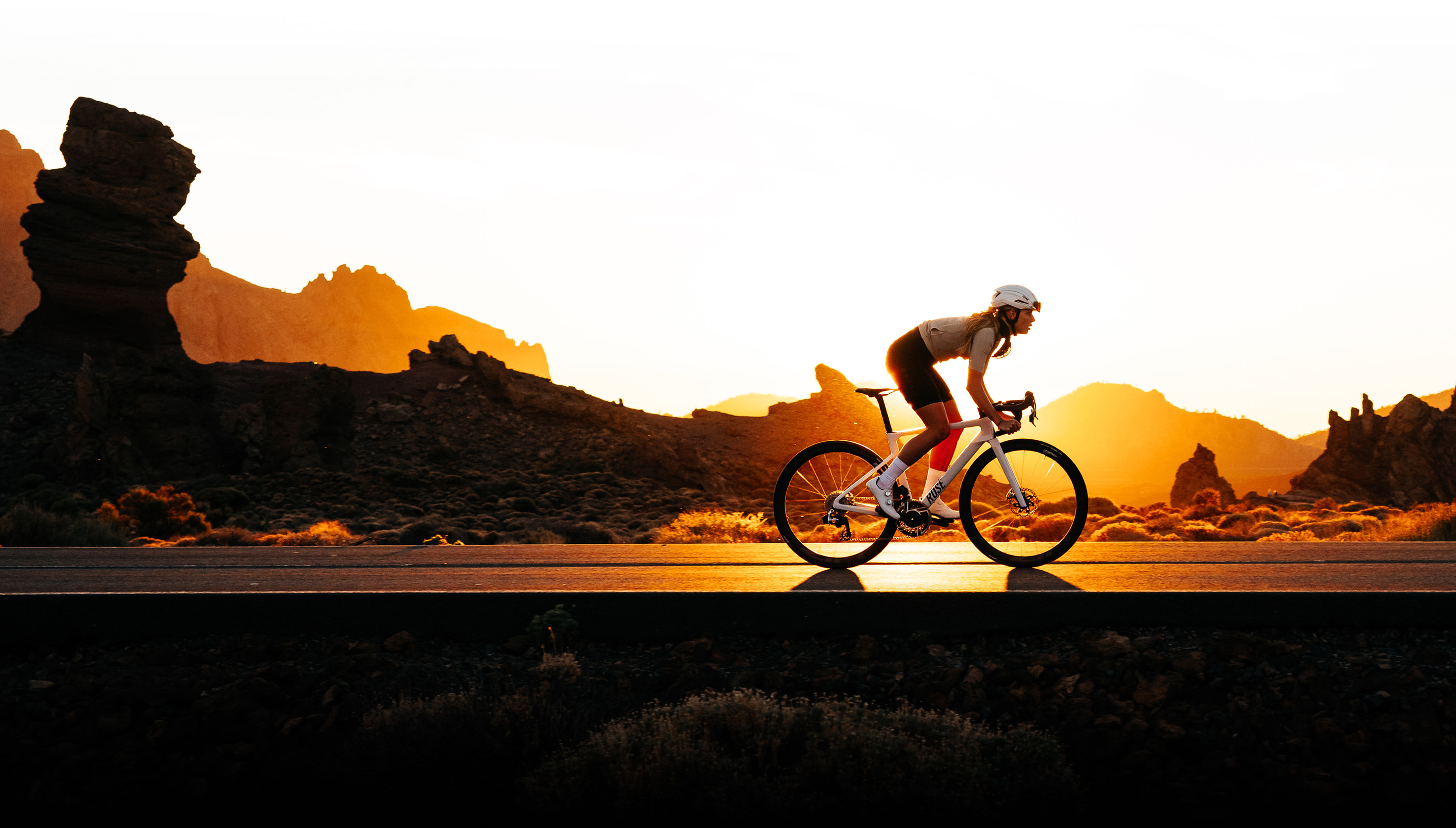303 SW | SRAM