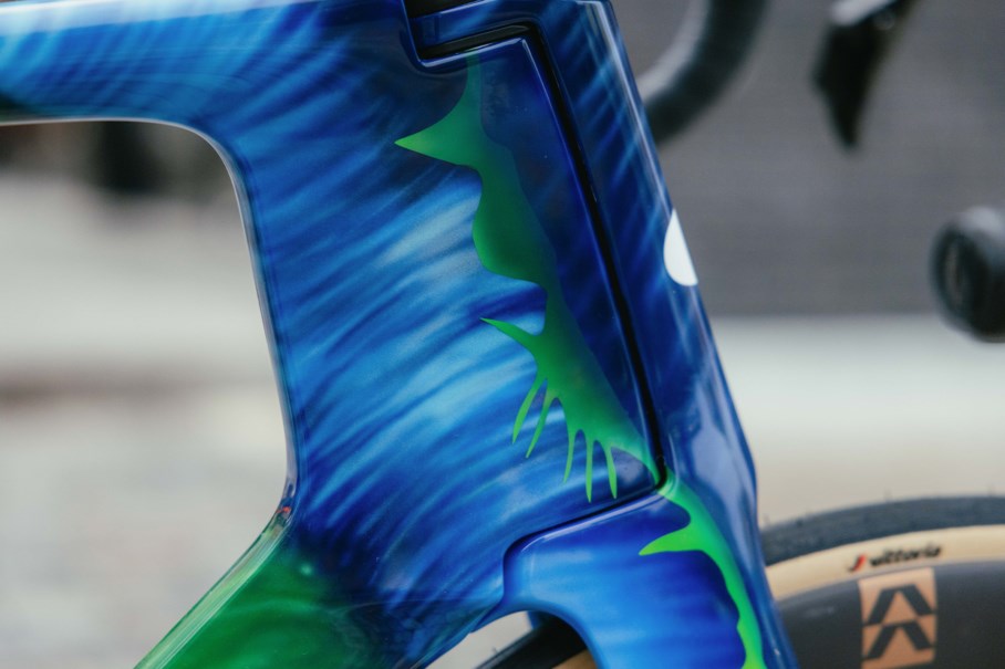 12 - IG - Custom Cervelo