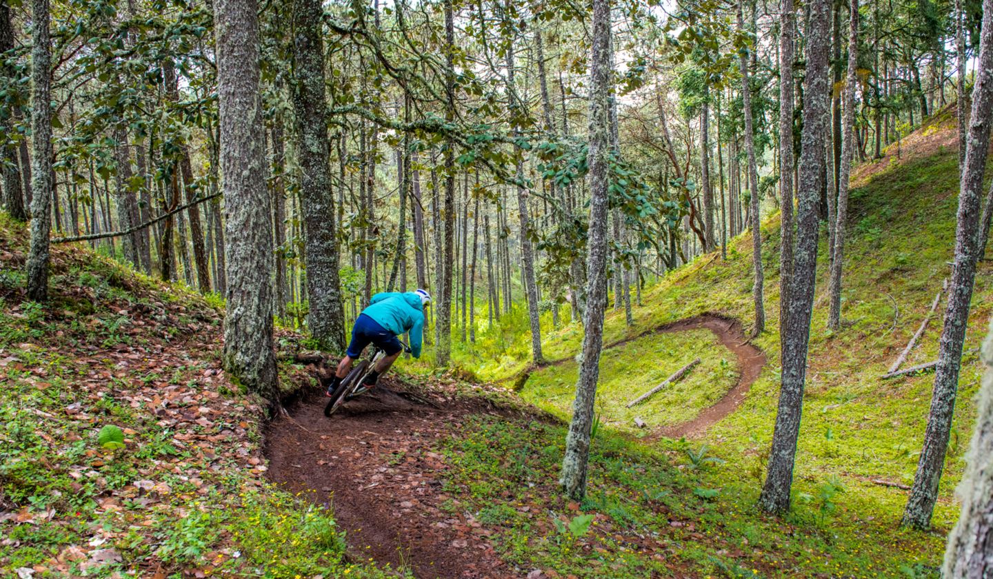 Eric Arce rides Oaxacan singletrack.