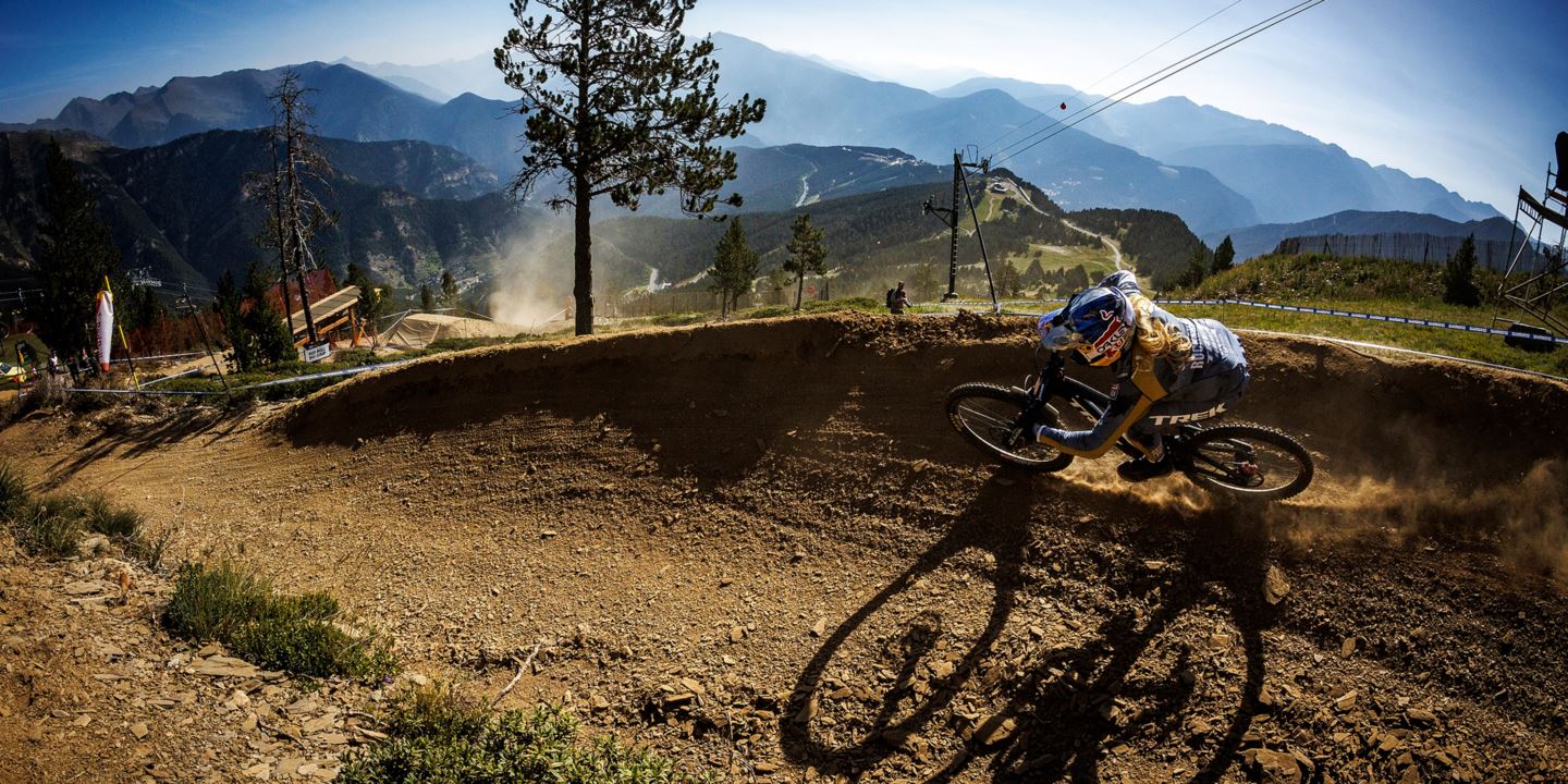 Vali Höll railing a berm in Vallnord, Andorra.