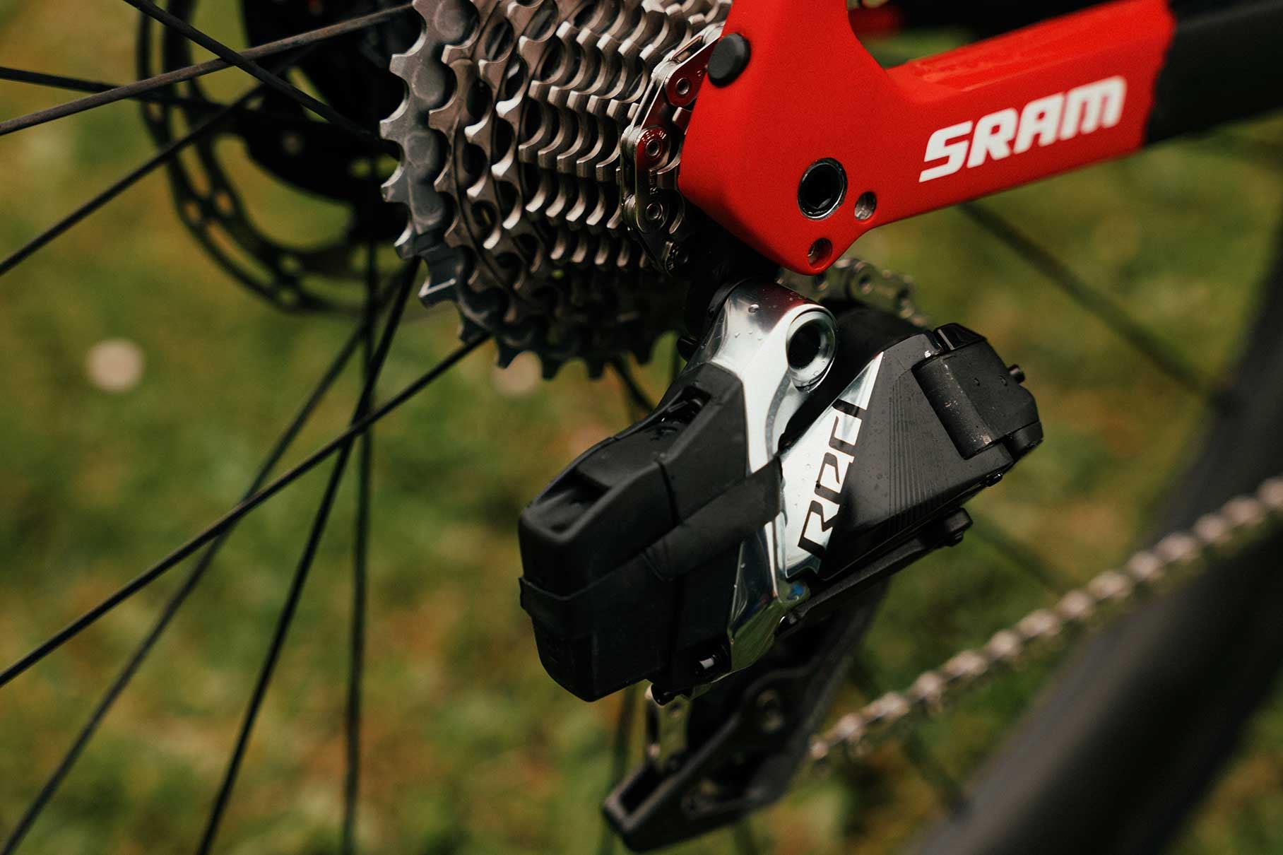 The SRAM RED eTap AXS rear derailleur and cassette on Elisa Balsamo's Roubaix race bike