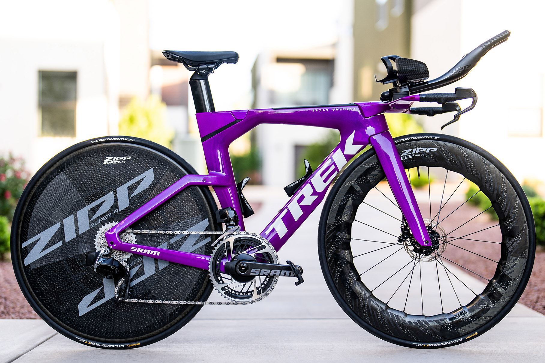 pink zipp wheels