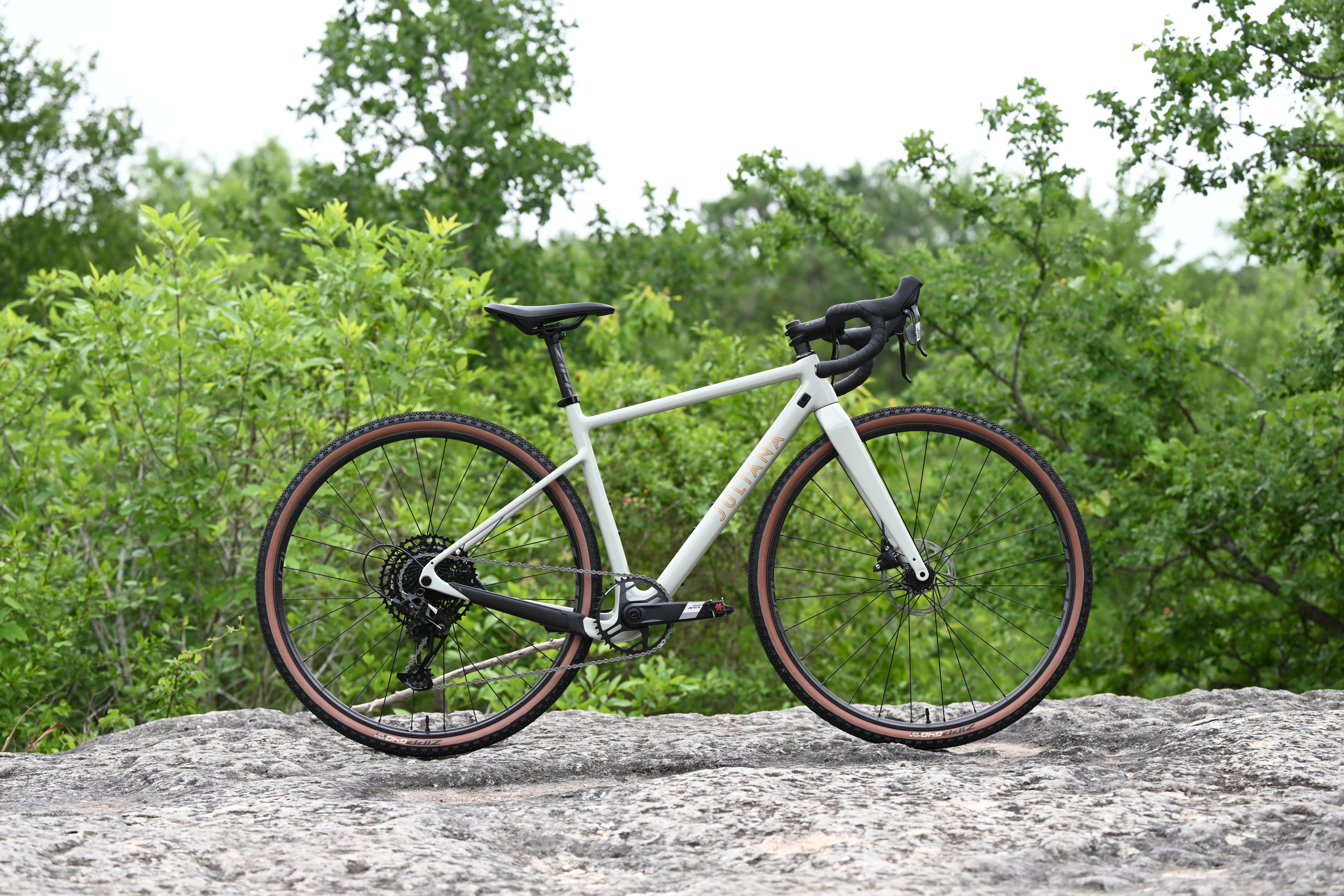 Gravel bike on sale sram eagle