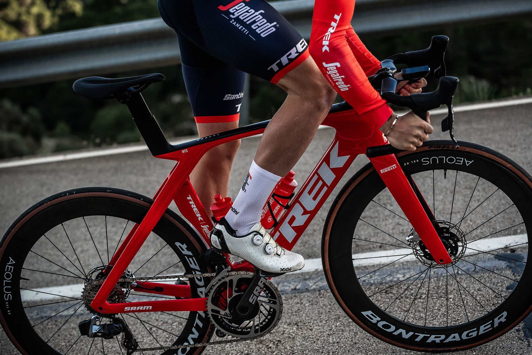 trek segafredo sram