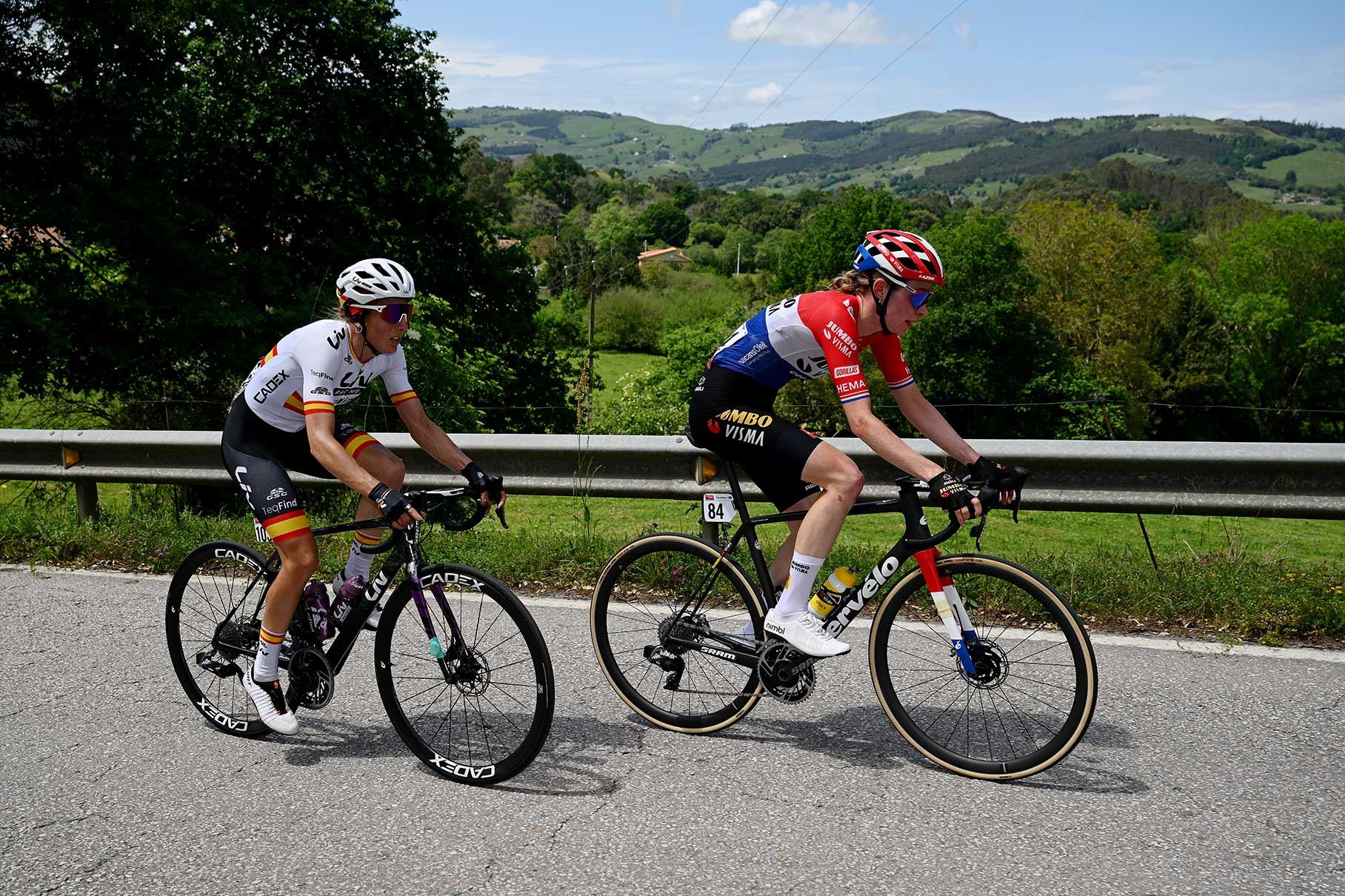 Mavi Garcia and Reijanne Markus race during stage 6 of the Vuelta Femenina