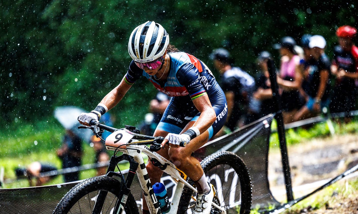 Jolanda Neff racing in the rain at MSA.