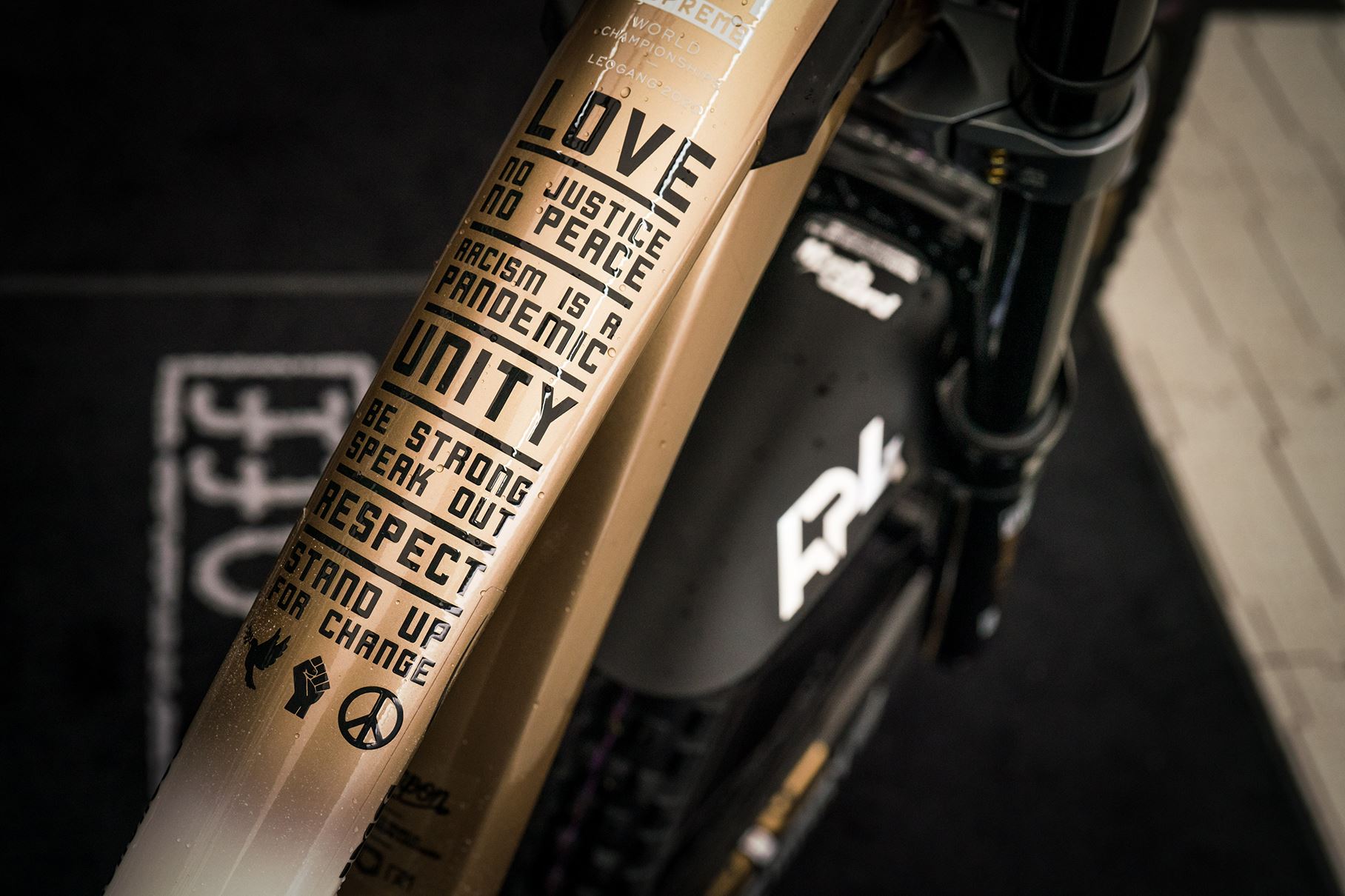 Commencal Gallery 1