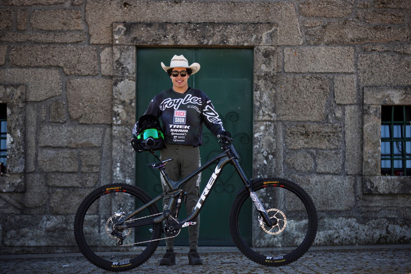 Tegan Cruz posing with his Trek Session.