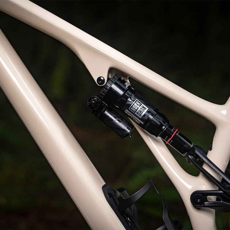 Super Deluxe | RockShox